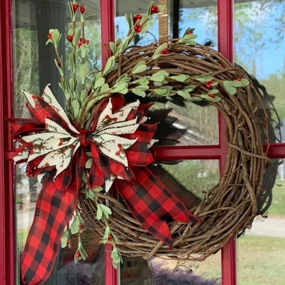 🌹SOLD🌹Handmade Rustic Christmas Holiday Faux Berry Wreath Red Black Check